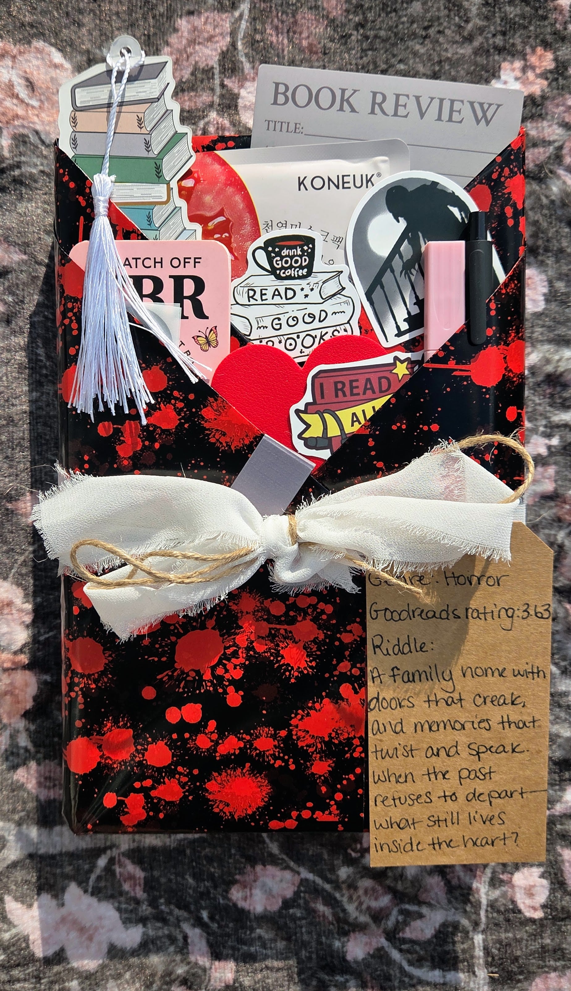 Horror - Blind Date with a Book