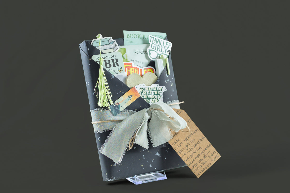 Thriller - Blind Date with a Book